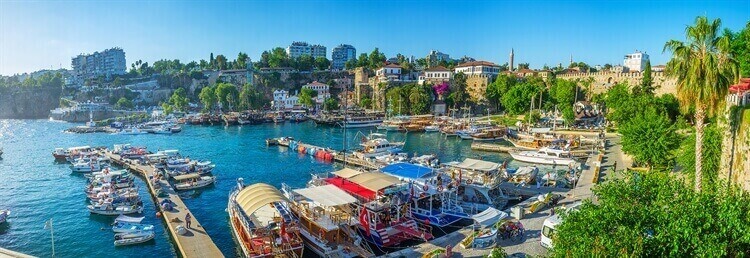haven antalya turkije 