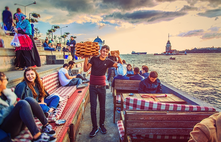 uitzicht waterkant istanbul turkije 