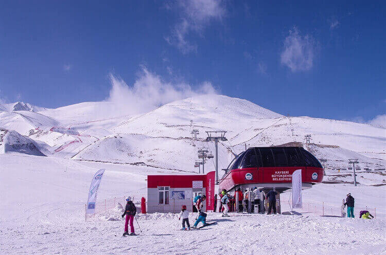 skien bergbeklimmen kayseri turkije  